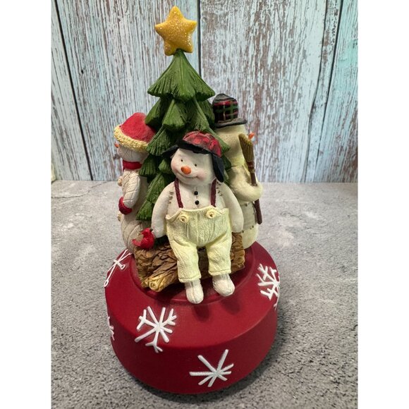 Hallmark Snowman Family Musical Figurine plays O Christmas Tree 7" - Picture 3 of 7
